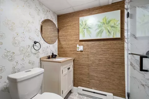 Bath - 242 Boston Rd, Sutton, MA 01590 photo 5 of 5