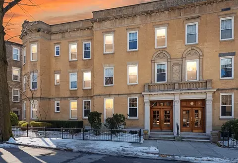 48 Marshal UNIT A, Brookline, MA 02446