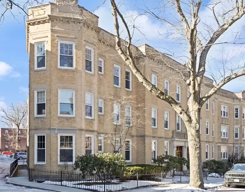 48 Marshal UNIT A, Brookline, MA 02446 photo 3