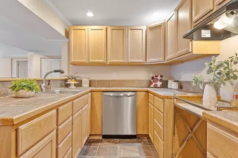 10 Shadow Ln, Andover, MA 01810 photo 33
