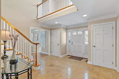 10 Shadow Ln, Andover, MA 01810 photo 3