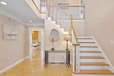 10 Shadow Ln, Andover, MA 01810 photo 2