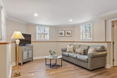 10 Shadow Ln, Andover, MA 01810 photo 35