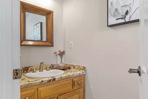 10 Shadow Ln, Andover, MA 01810 photo 21