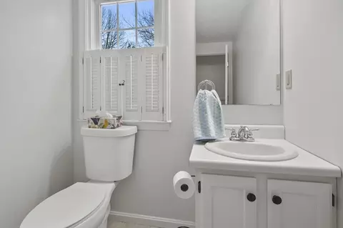 28 Wildflower Dr, Sutton, MA 01590 photo 19