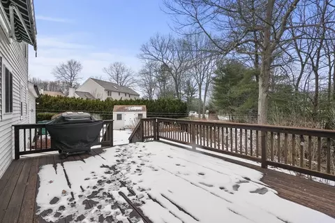 28 Wildflower Dr, Sutton, MA 01590 photo 35