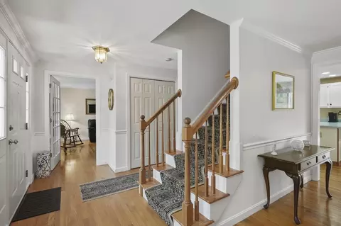 28 Wildflower Dr, Sutton, MA 01590 photo 4