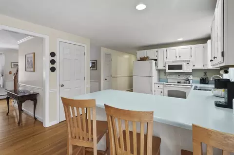 28 Wildflower Dr, Sutton, MA 01590 photo 10