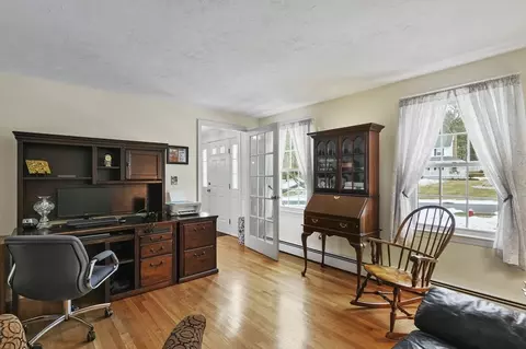 28 Wildflower Dr, Sutton, MA 01590 photo 17