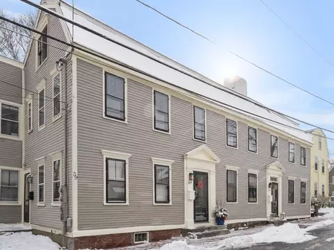 39 2 Boardman St # -1, Newburyport, MA 01950