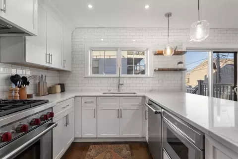 504 E 3rd St, Boston, MA 02127 photo 5