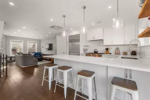 504 E 3rd St, Boston, MA 02127 photo 6