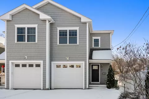 42 Richardson St #42, Newton, MA 02458