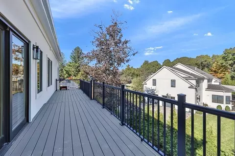 5 Colonial Rd, Needham, MA 02492 photo 23