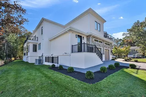 5 Colonial Rd, Needham, MA 02492 photo 32