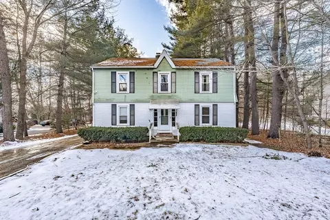 152 Lockhouse Rd, Westfield, MA 01085
