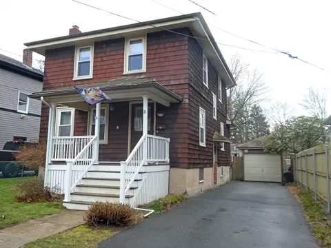 3 Wood St, Fairhaven, MA 02719