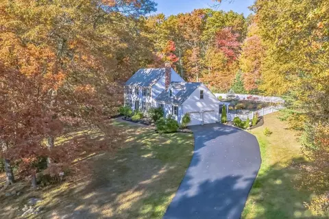 View/Area - 10 Daniels Rd, Mendon, MA 01756 photo 1 of 2