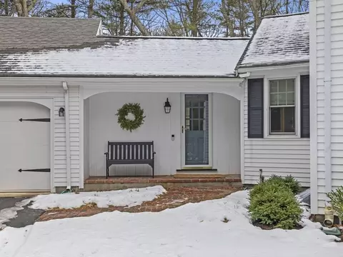 Exterior - 106 Walpole St, Dover, MA 02030 photo 2 of 5