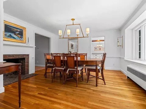 Dining - 106 Walpole St, Dover, MA 02030 photo 2 of 4