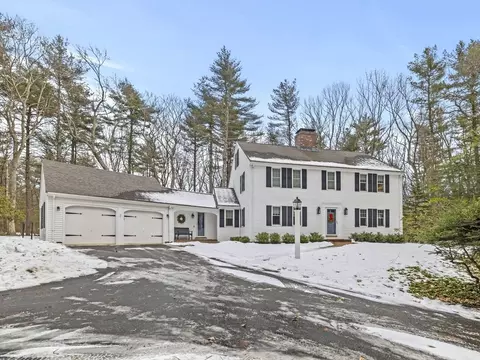 106 Walpole St, Dover, MA 02030