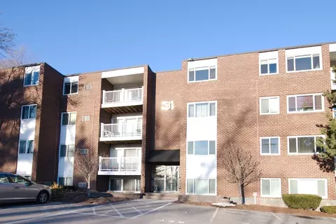 31 Jones Ter #24, Stoughton, MA 02072