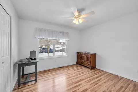 48 Pinecrest Dr #48, Chicopee, MA 01020 photo 14