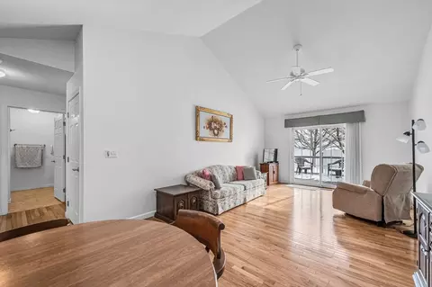 48 Pinecrest Dr #48, Chicopee, MA 01020 photo 5
