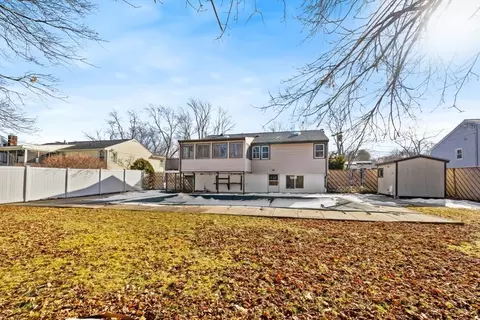 13 Meadowbrook Rd, Saugus, MA 01906 photo 29