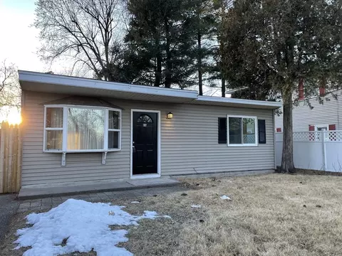 86 Fieldston St, Springfield, MA 01119 photo 3