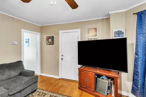 194 Hamilton St, Worcester, MA 01604 photo 11