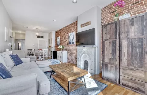 153 Dorchester St #2, Boston, MA 02127