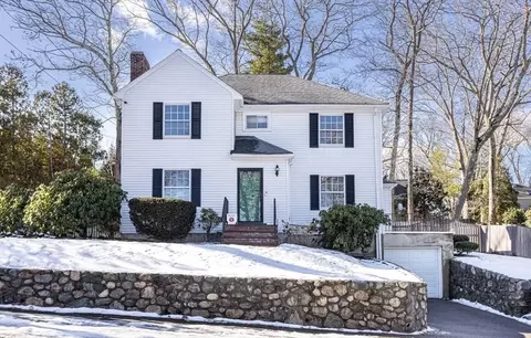 33 Morningside Rd, Needham, MA 02492
