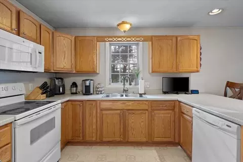 38 Intervale Rd, Dudley, MA 01571 photo 15