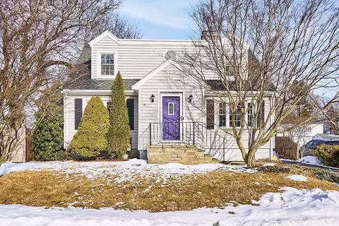5 Acushnet Ave, Worcester, MA 01606