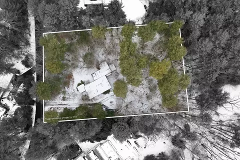 55 Spruce Hill Rd, Weston, MA 02493