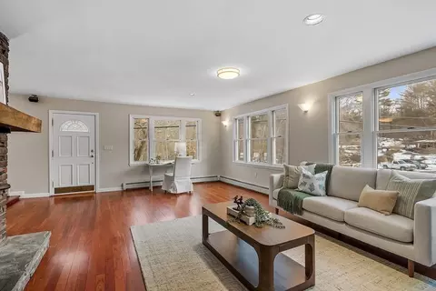 174 Forest St, Middleton, MA 01949 photo 6