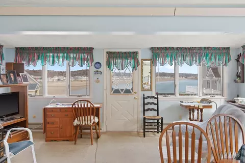 6 Brewsters Ln, Gloucester, MA 01930 photo 17