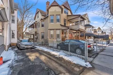 490 Chestnut St, Springfield, MA 01107 photo 26