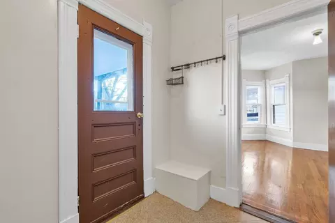 490 Chestnut St, Springfield, MA 01107 photo 16