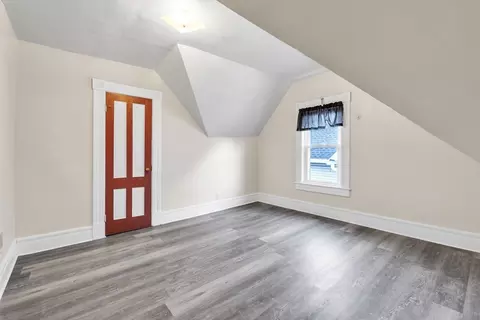 490 Chestnut St, Springfield, MA 01107 photo 21
