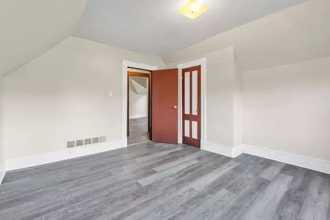 490 Chestnut St, Springfield, MA 01107 photo 22