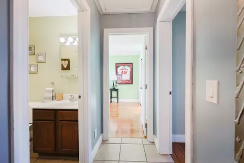 2 Dominique Dr, Webster, MA 01570 photo 18