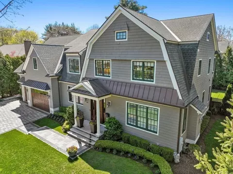 1388 Commonwealth Ave, Newton, MA 02465