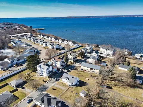 84 Riverview St, Fall River, MA 02724 photo 5