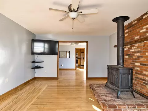 84 Riverview St, Fall River, MA 02724 photo 22