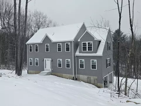 55 Muschopauge Rd, Rutland, MA 01543