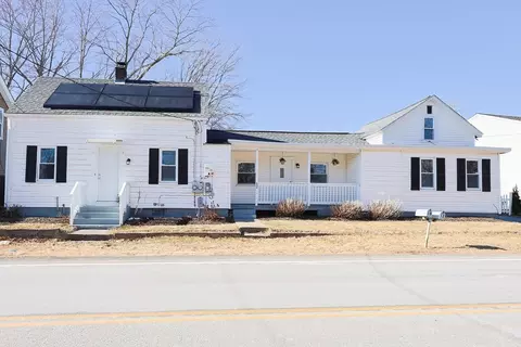 10-12 Phillips St, Attleboro, MA 02703