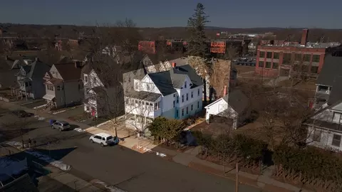 72 Waverly St, Springfield, MA 01107 photo 32