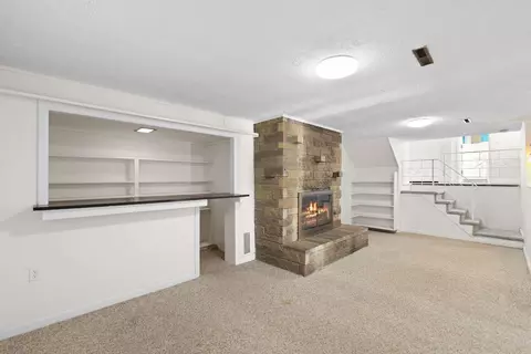 26 Darrell Dr, Randolph, MA 02368 photo 34